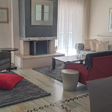 Elegante Apartamento Centrale ตริกาลา ภายนอก รูปภาพ