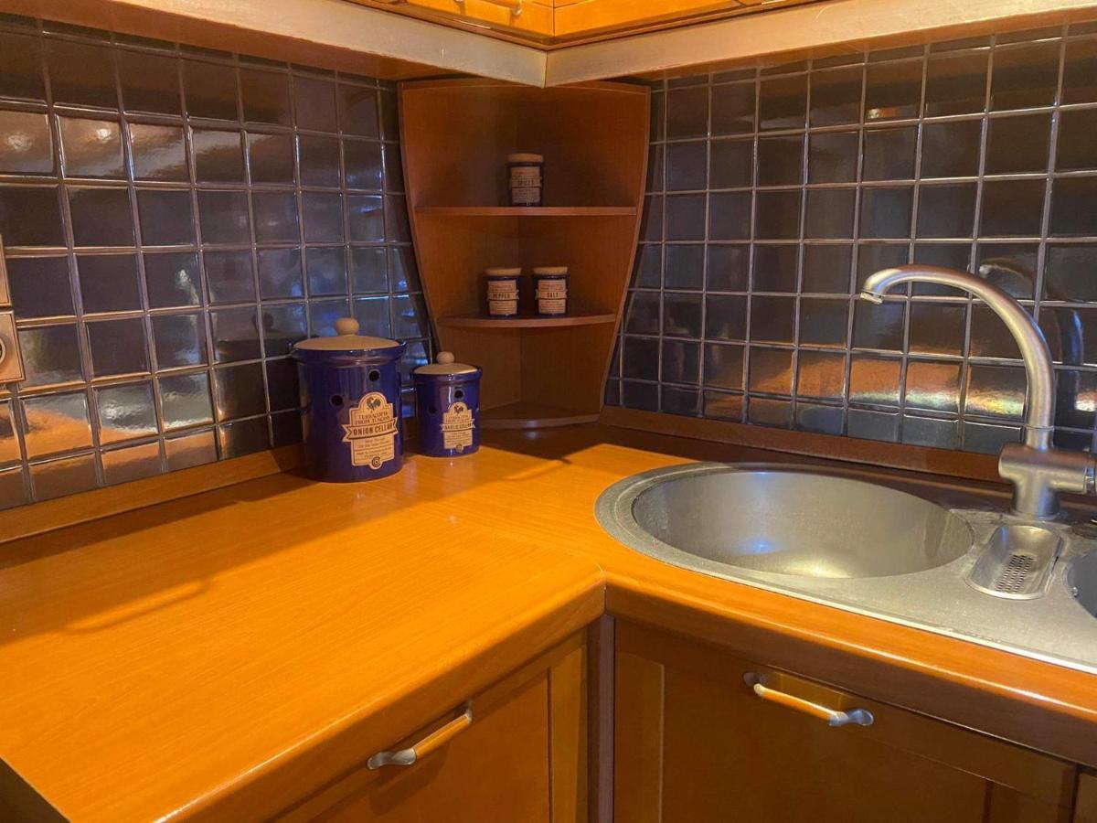 Elegante Apartamento Centrale ตริกาลา ภายนอก รูปภาพ