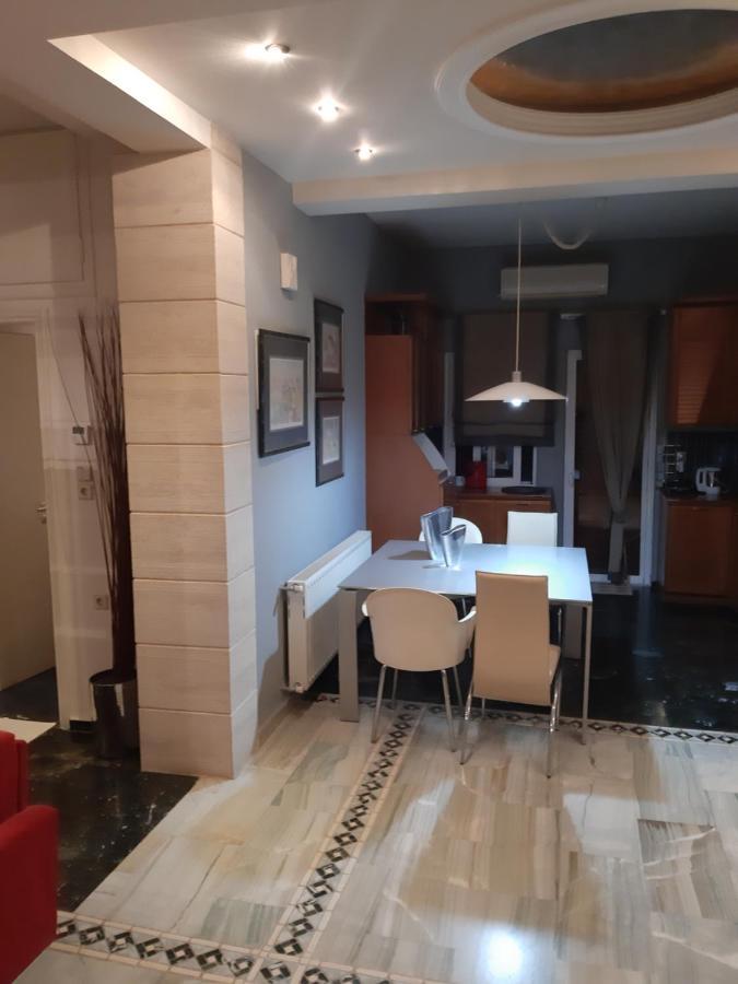 Elegante Apartamento Centrale ตริกาลา ภายนอก รูปภาพ
