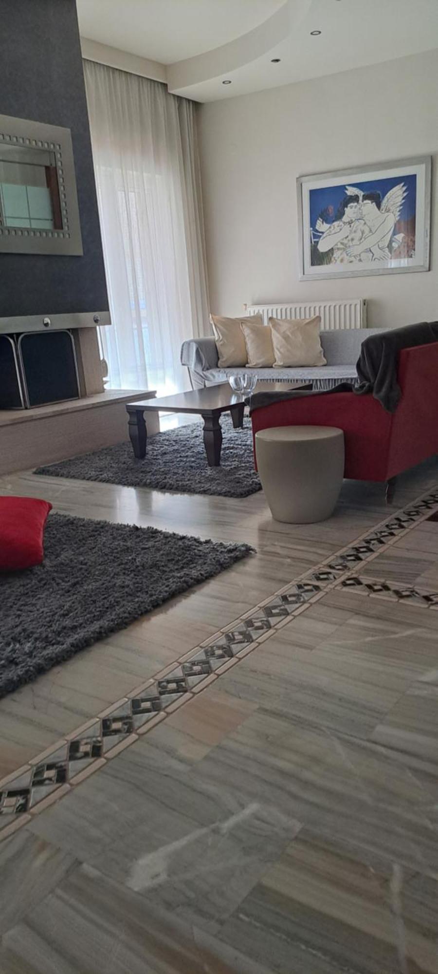 Elegante Apartamento Centrale ตริกาลา ภายนอก รูปภาพ