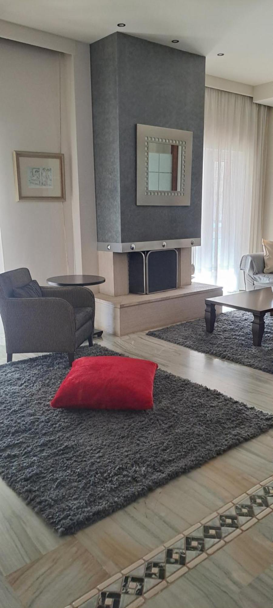 Elegante Apartamento Centrale ตริกาลา ภายนอก รูปภาพ